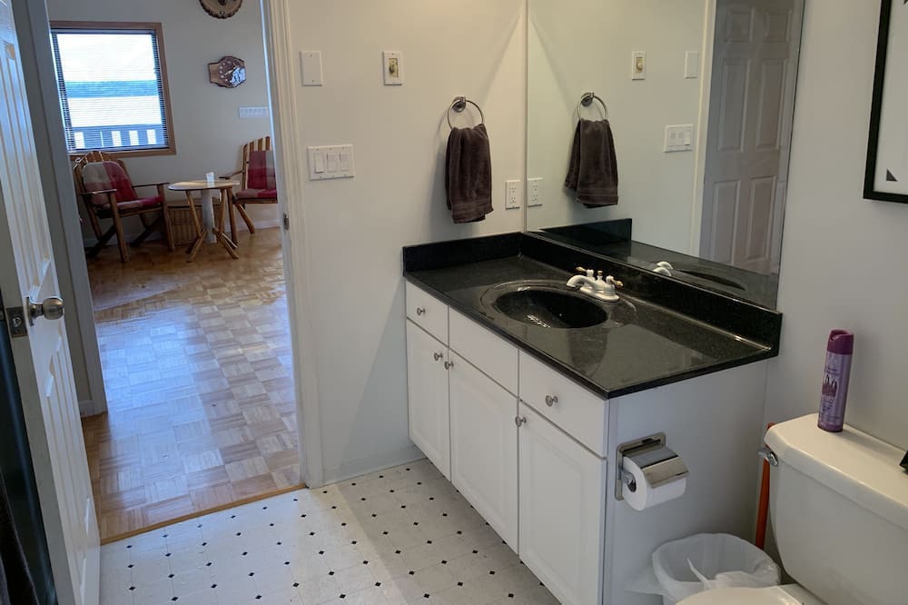Photo of Kitchen in 70 Mile House