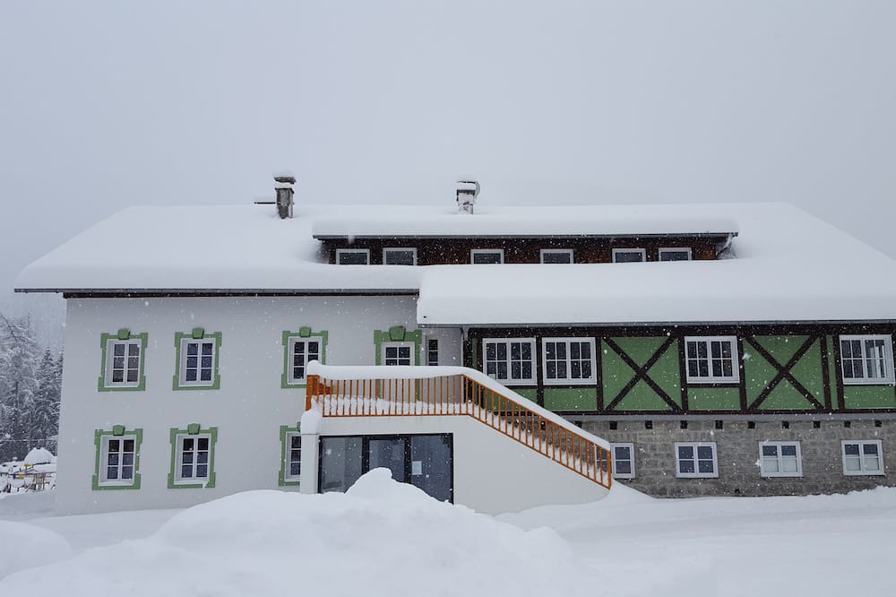 Photo of Outdoor in Bach