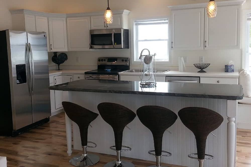 Photo of Kitchen in Malletts Bay