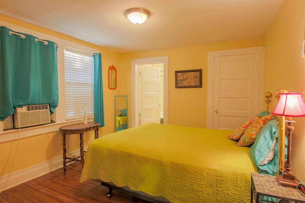 Photo of Bathroom in Gentilly Terrace