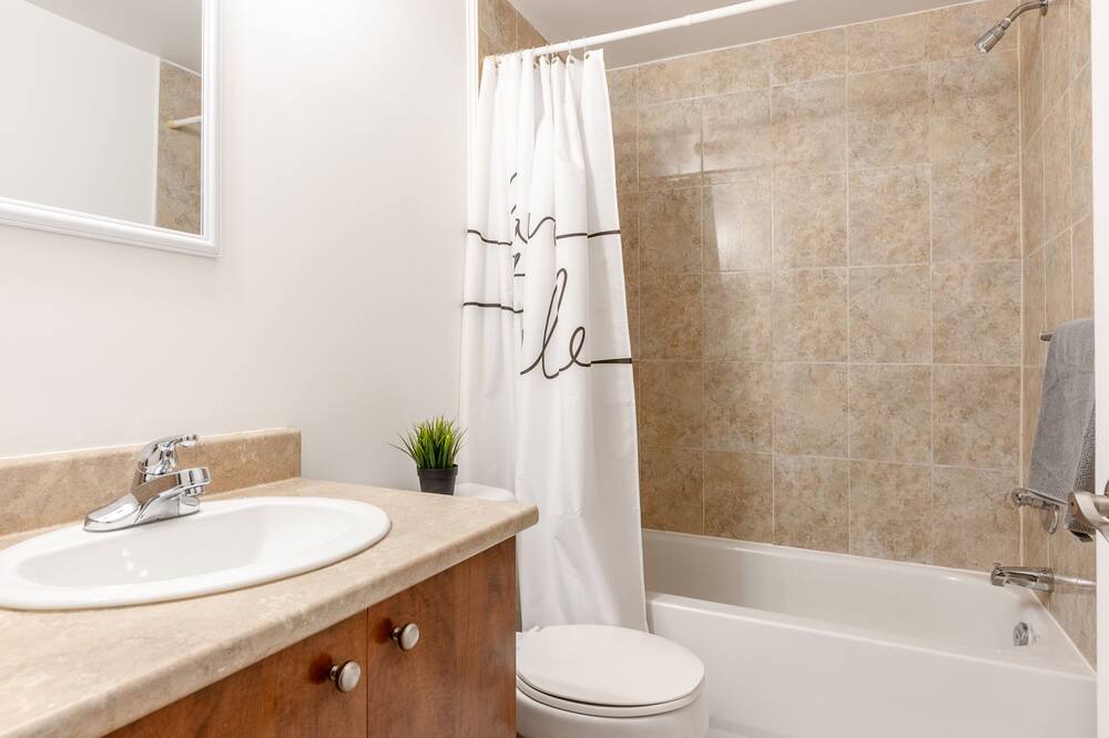 Photo of Bathroom in Hochelaga