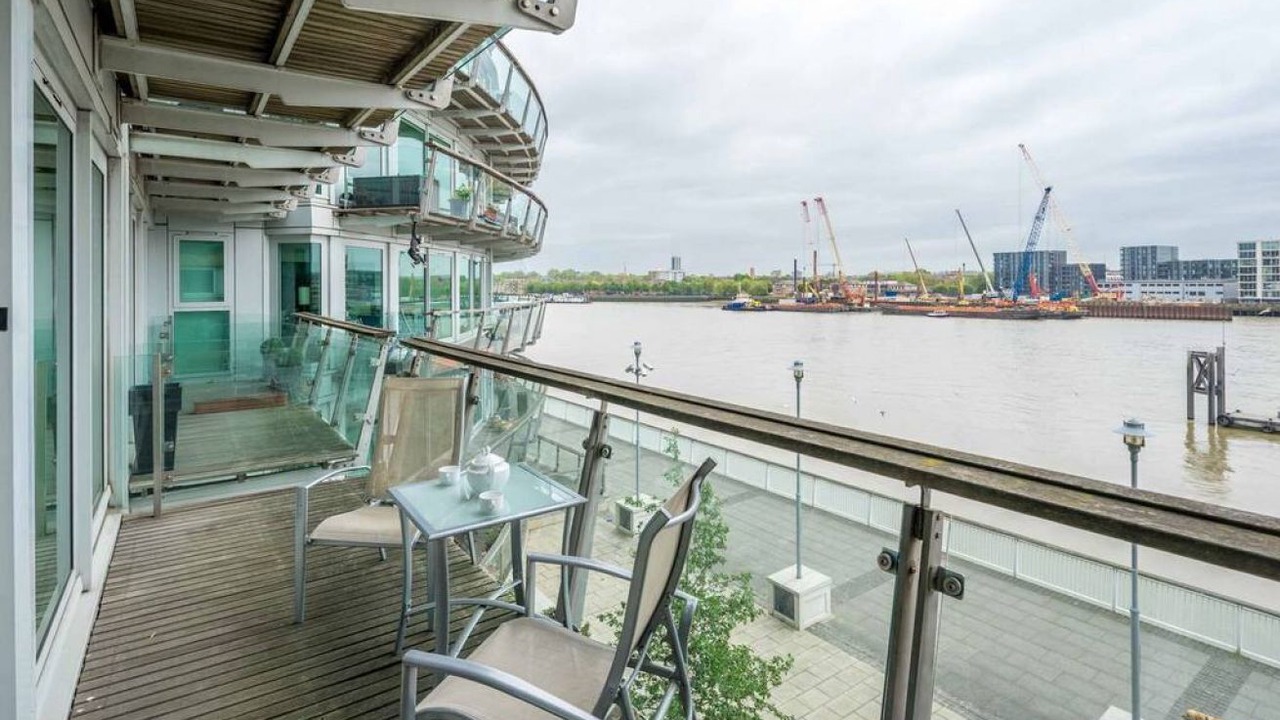 Photo of Outdoor in Wapping