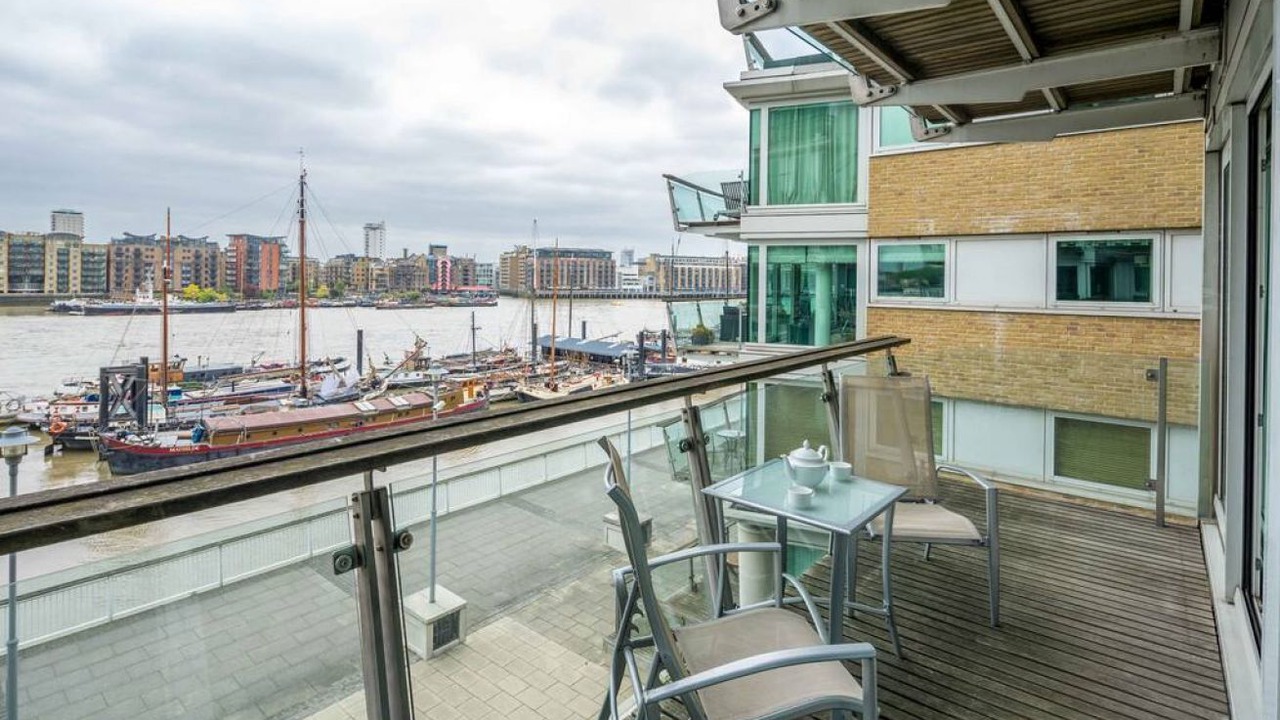 Photo of Outdoor in Wapping