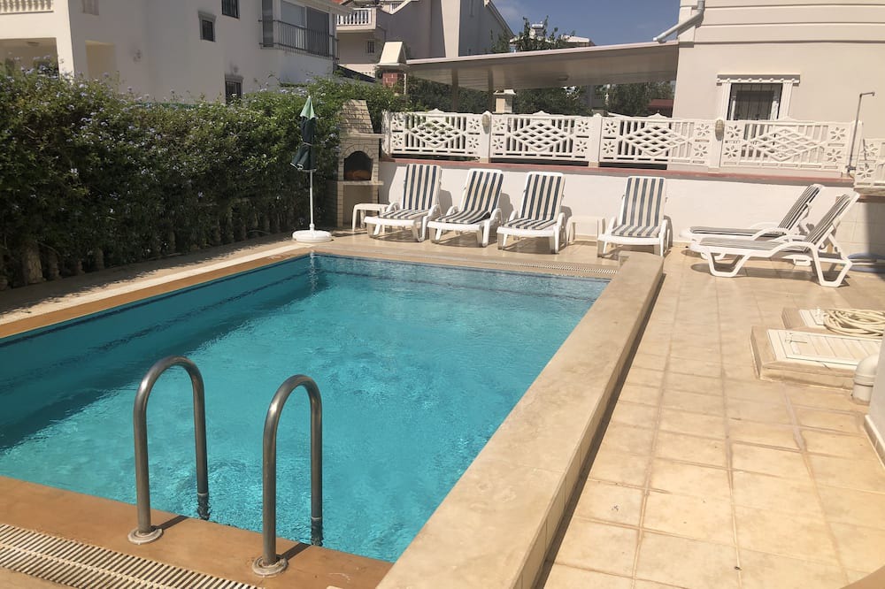 Photo of Outdoor in Altinkum