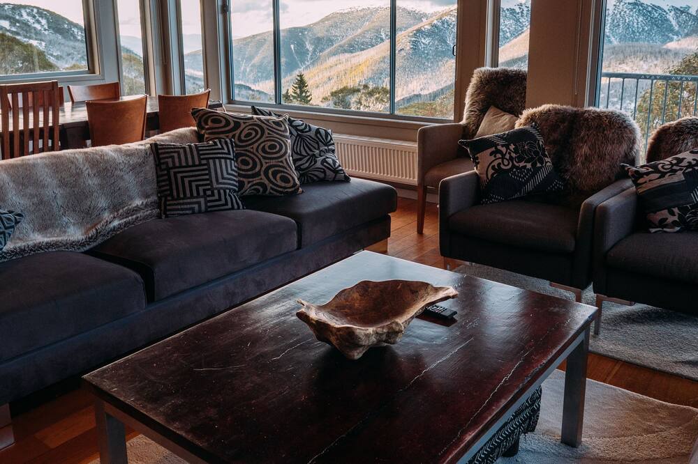 Photo of Livingroom in Falls Creek