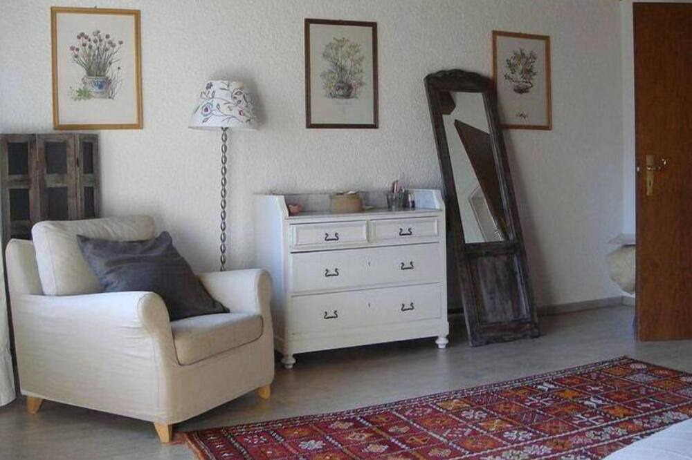 Photo of Bedroom in Chemin
