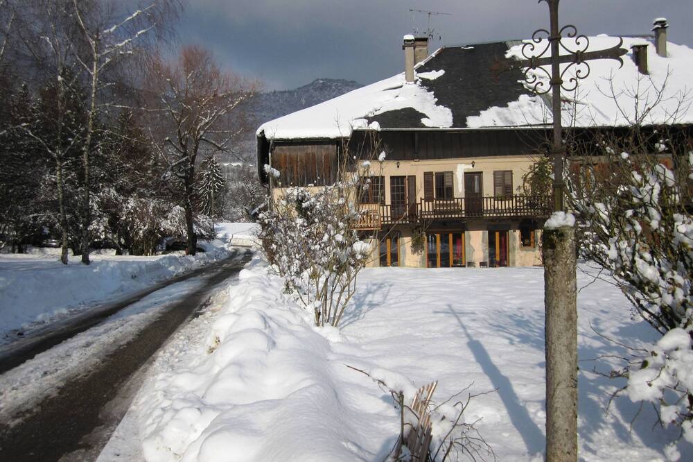 Photo of Outdoor in Verrens-Arvey