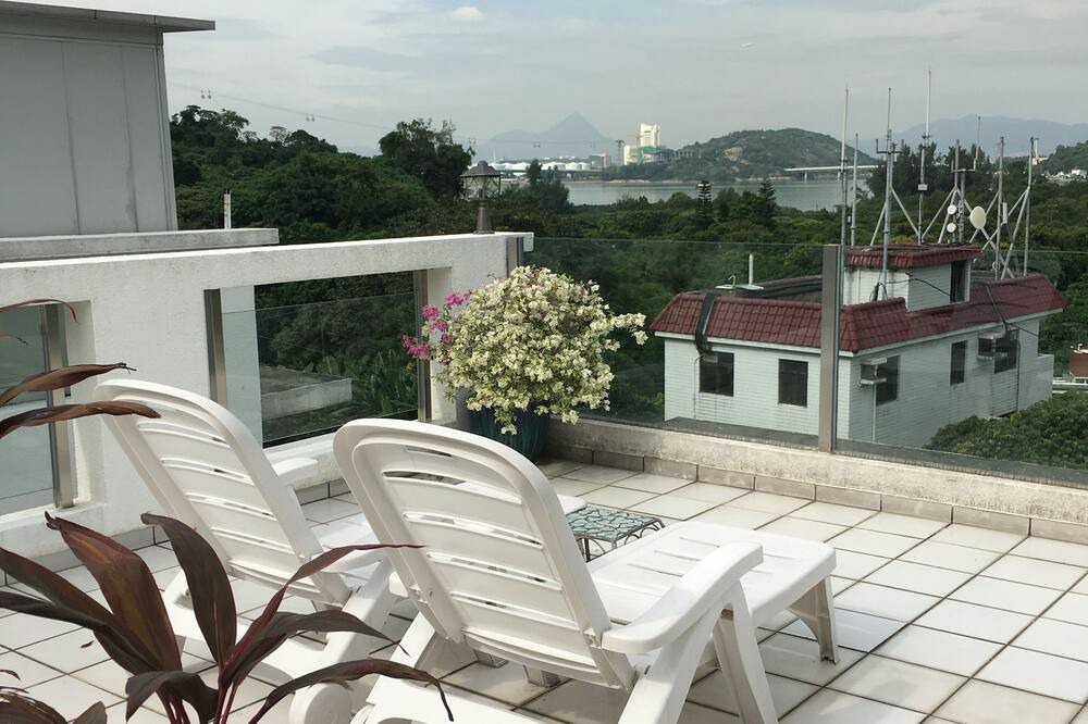 Photo of Bedroom in Islands District
