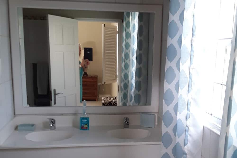 Photo of Bathroom in Bottom Bay