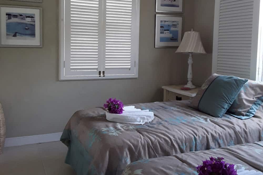 Photo of Bedroom in Bottom Bay
