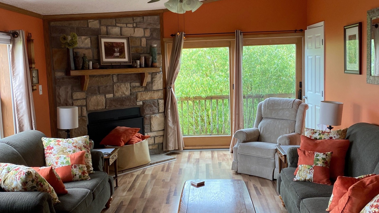 Photo of Livingroom in Ludington