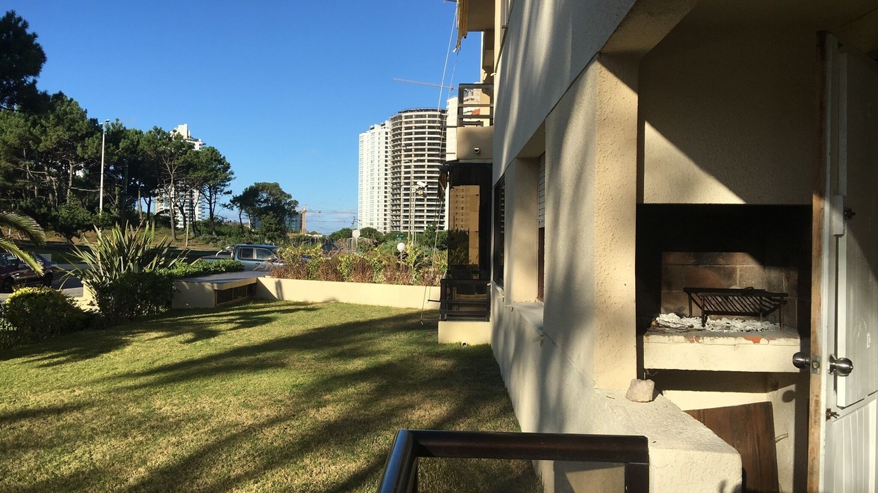Photo of Outdoor in Aidy Grill