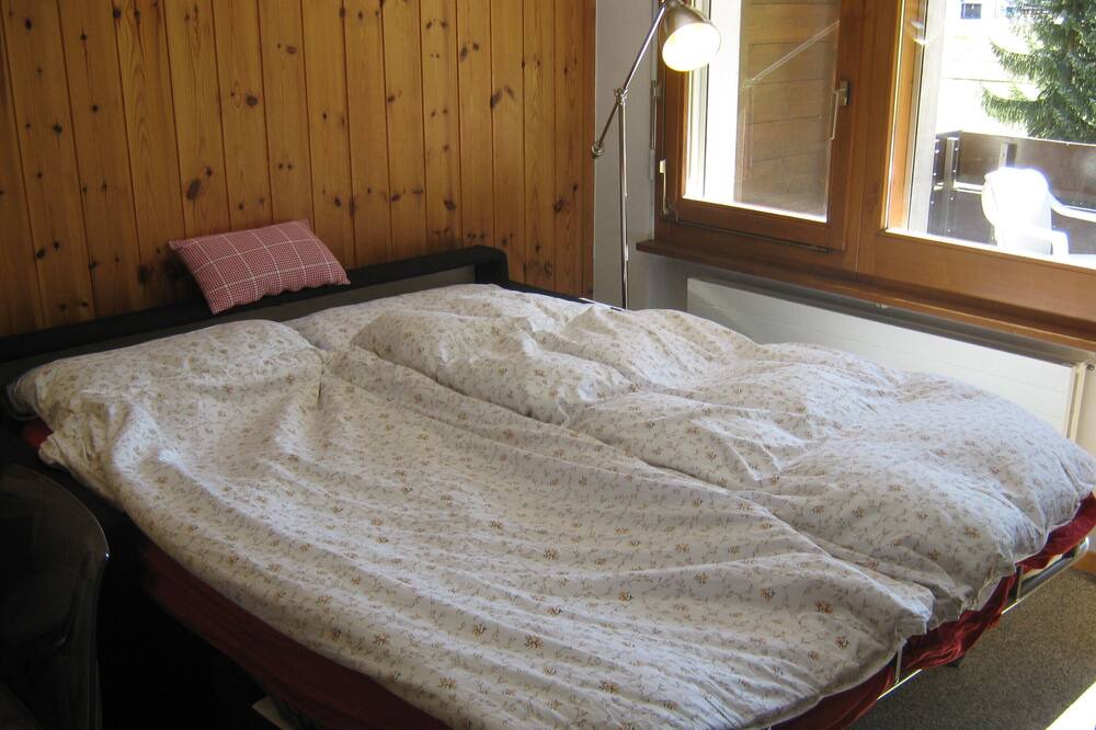 Photo of Bedroom in Taesch