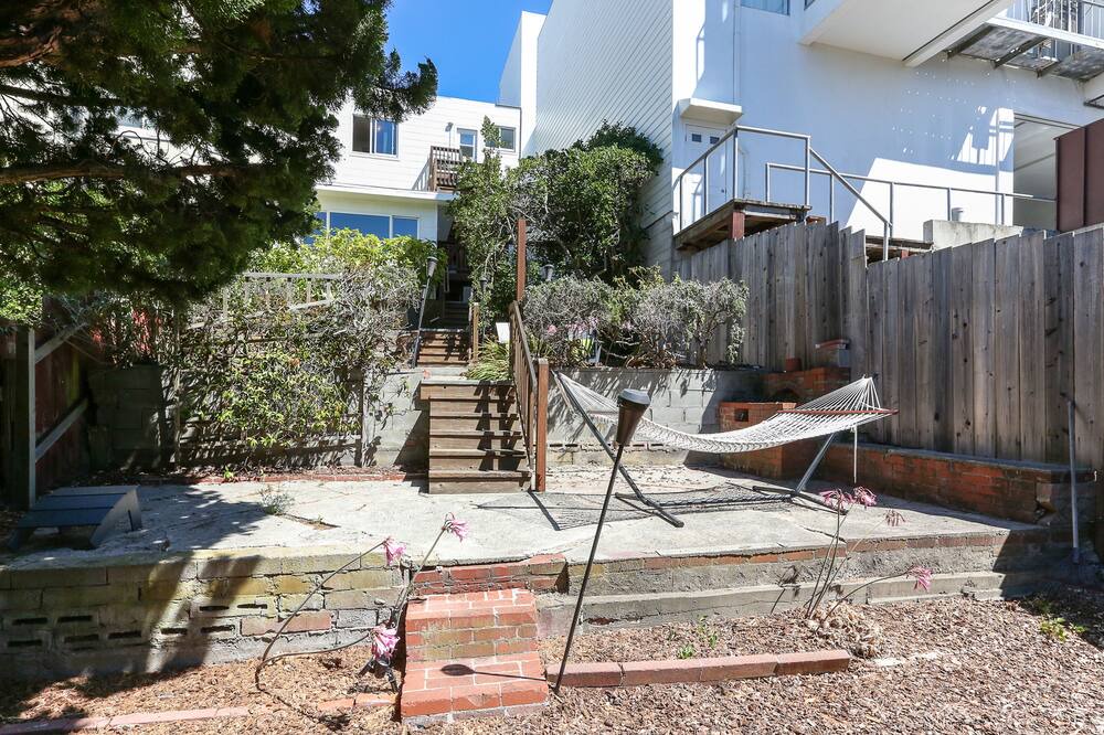 Photo of Outdoor in Dolores Heights