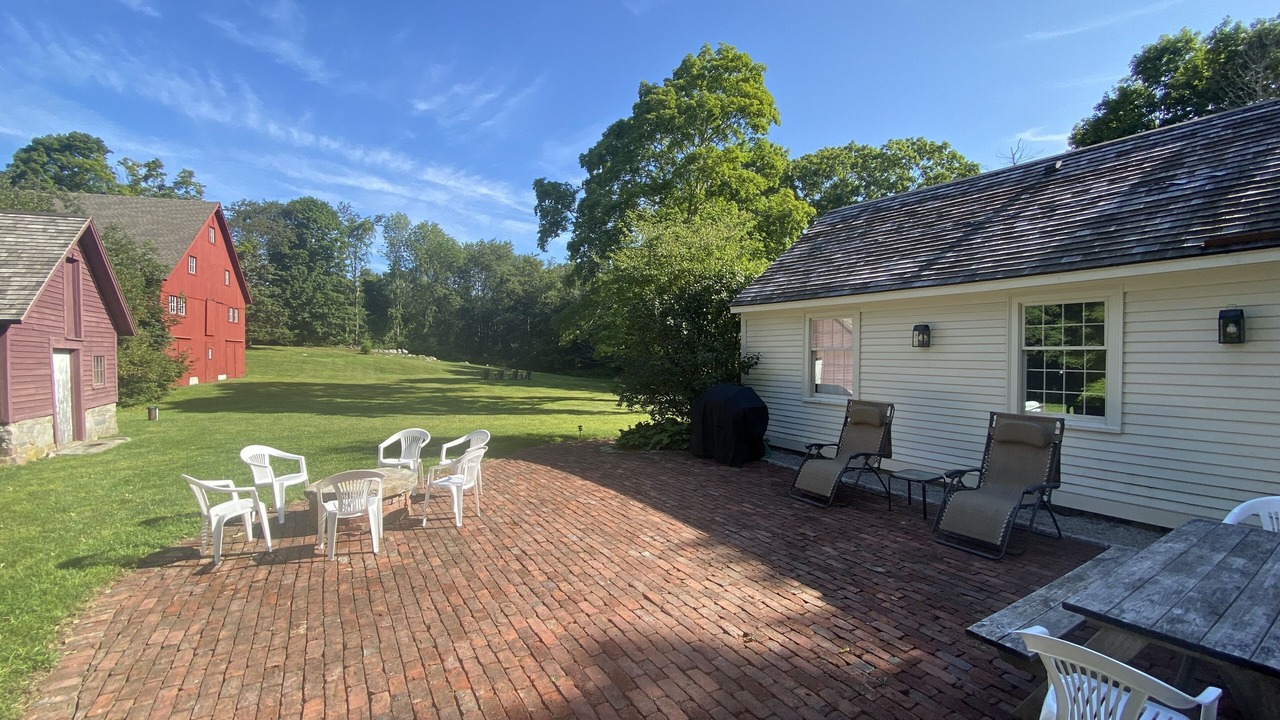 Photo of Outdoor in Oakdale