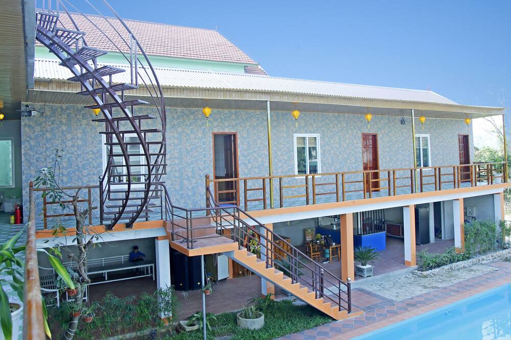 Photo of Outdoor in Son Trach