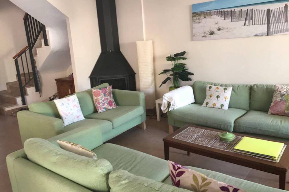 Photo of Livingroom in El Tesoro