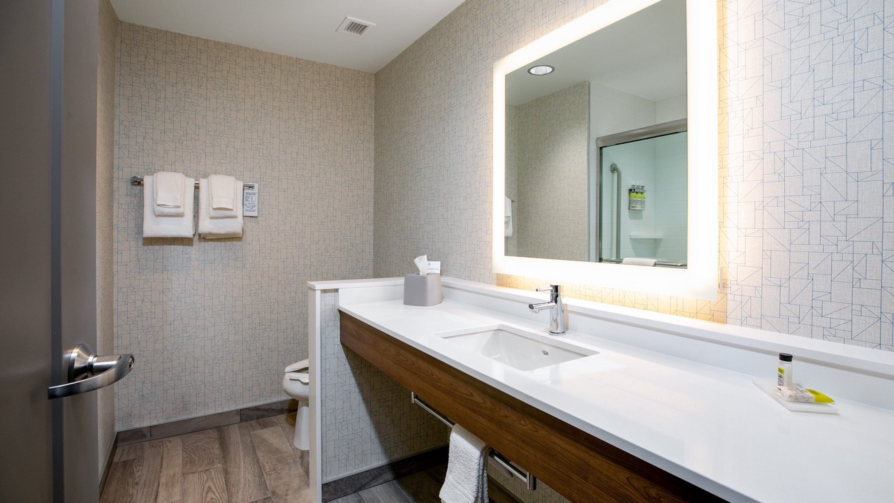 Photo of Bedroom in South Lethbridge
