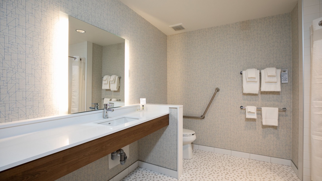 Photo of Bathroom in South Lethbridge