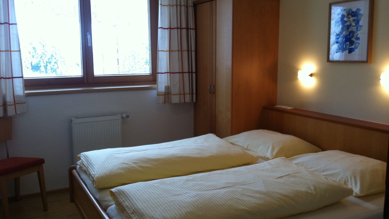 Photo of Bedroom in Tux