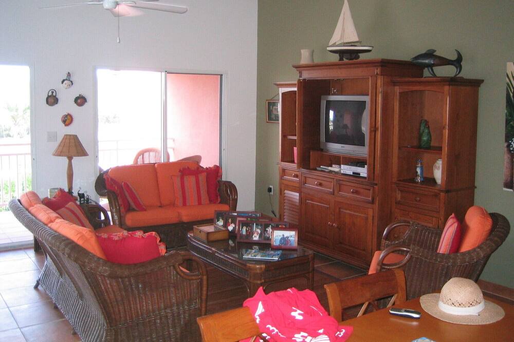 Photo of Livingroom in South Bimini