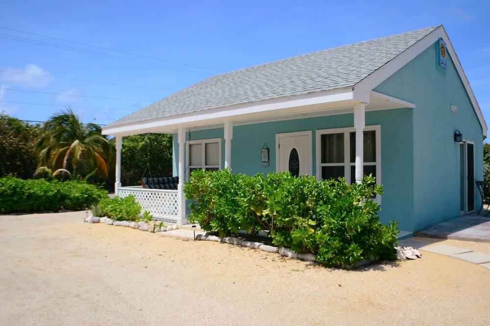 Photo of Outdoor in West End