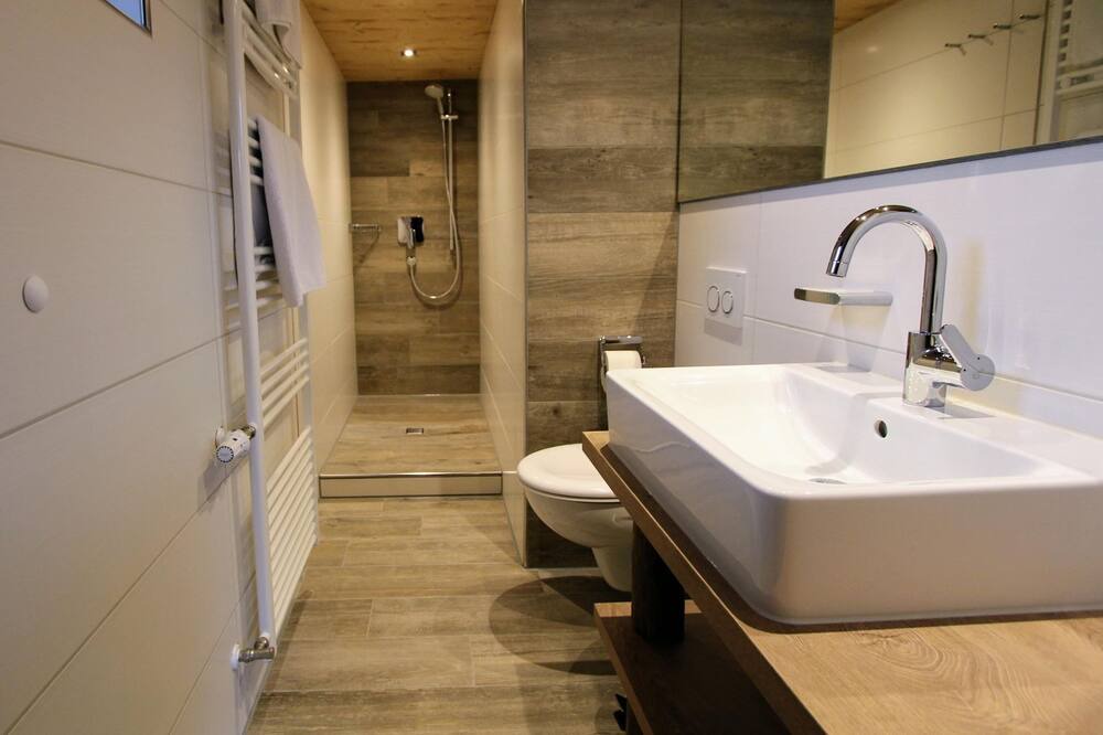 Photo of Bathroom in Riezlern