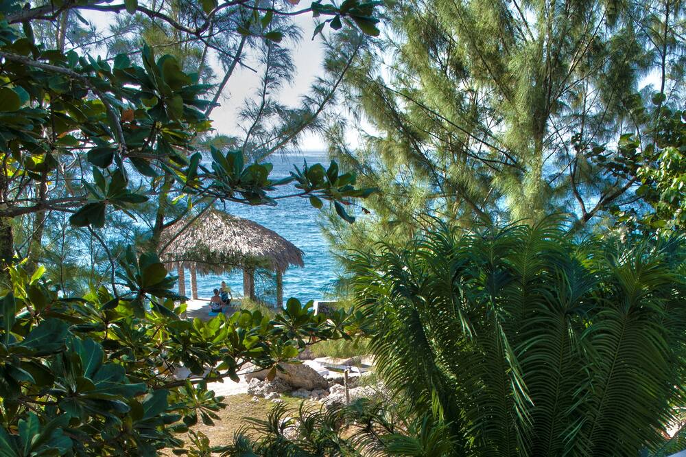 Photo of Patio Balcony in Little Bay