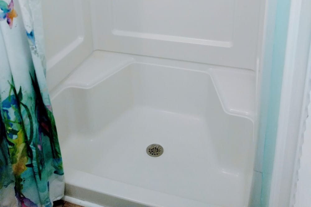 Photo of Bathroom in Garden City