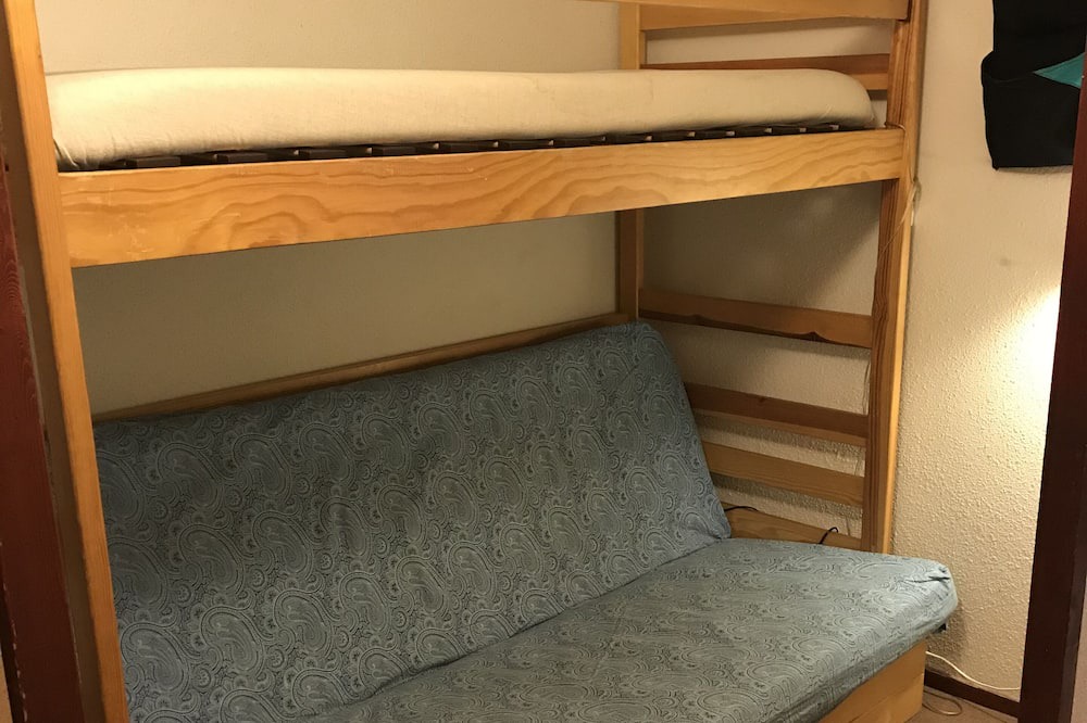 Photo of Bedroom in Eclose-Est