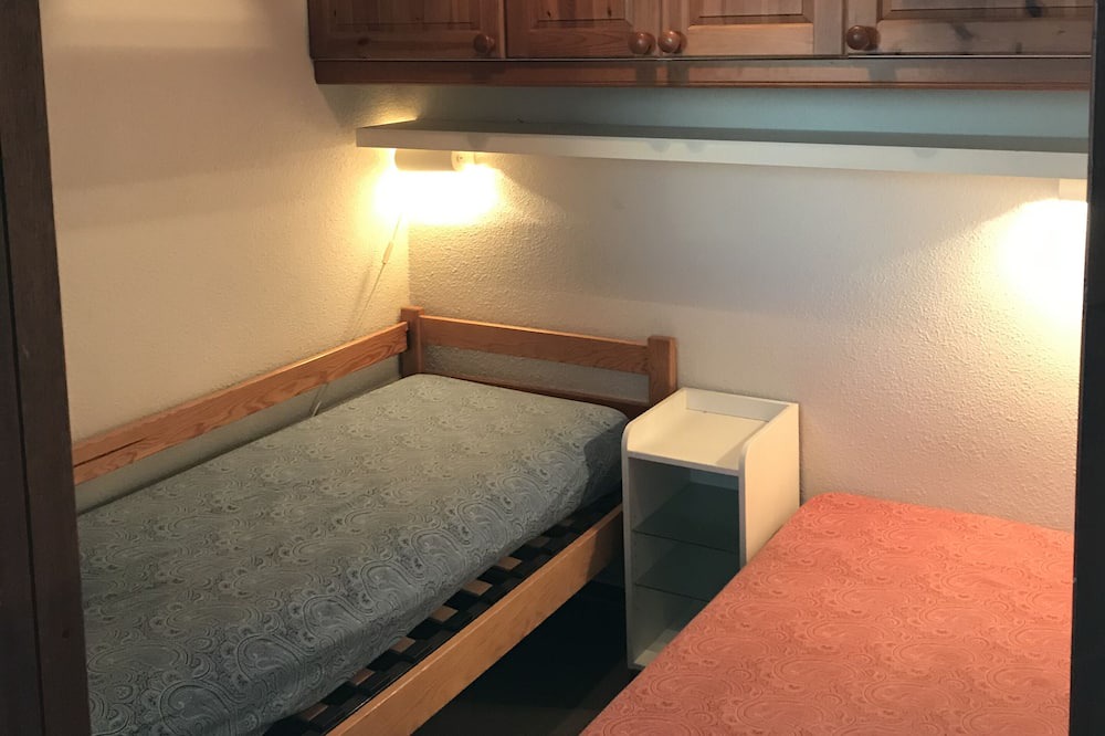 Photo of Bedroom in Eclose-Est