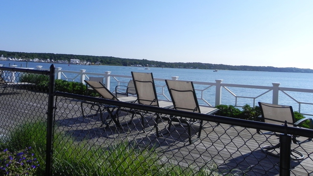 Photo of Patio Balcony in Hampton Bays