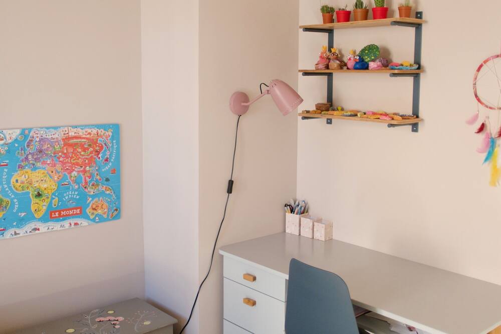 Photo of Bedroom in Oullins