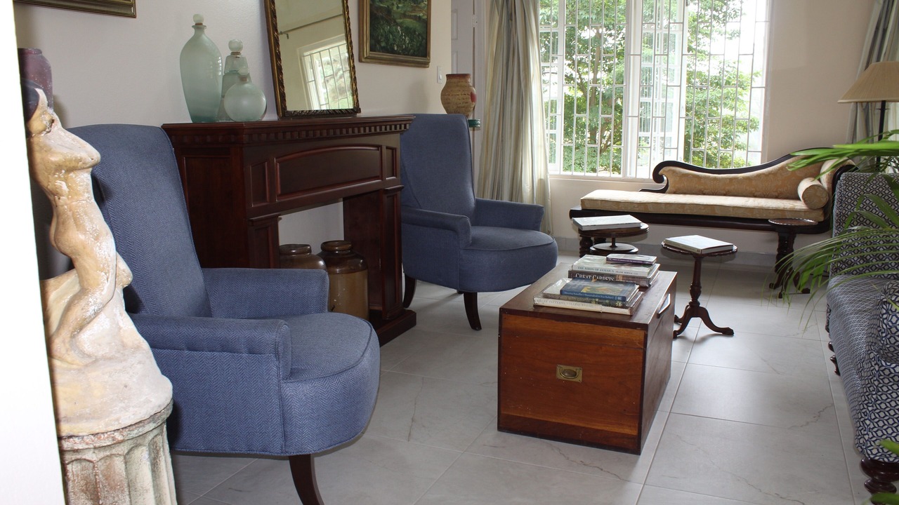 Photo of Livingroom in Irish Town