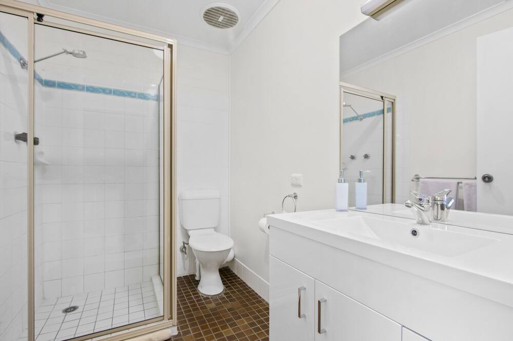 Photo of Bathroom in Batehaven