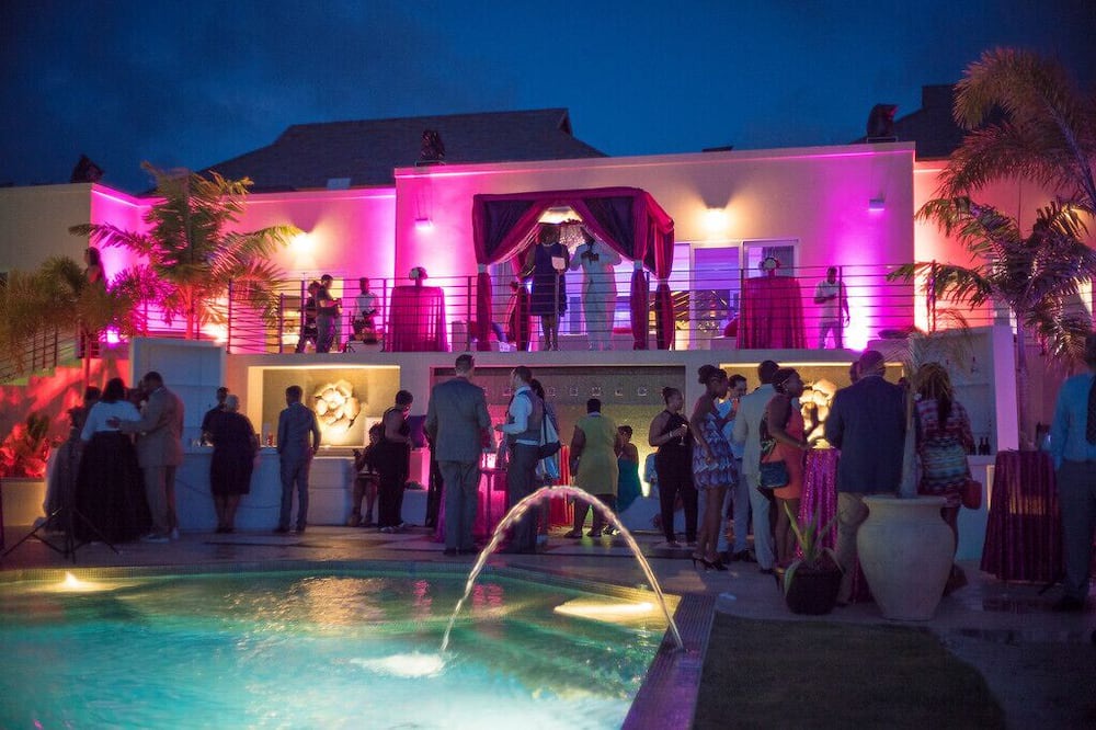Photo of Outdoor in Holetown