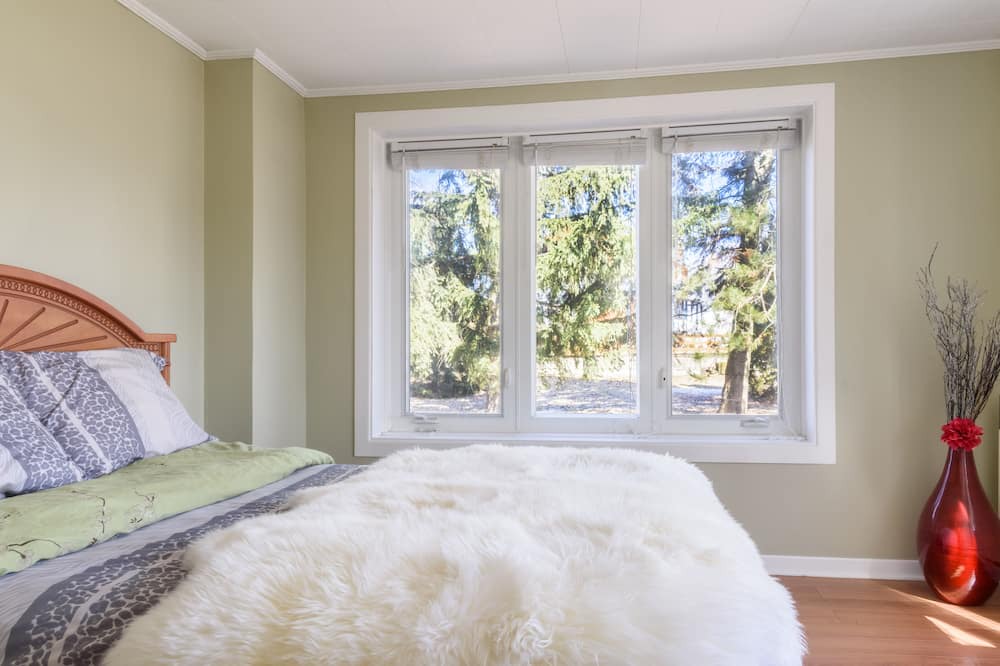 Photo of Bedroom in Farnham