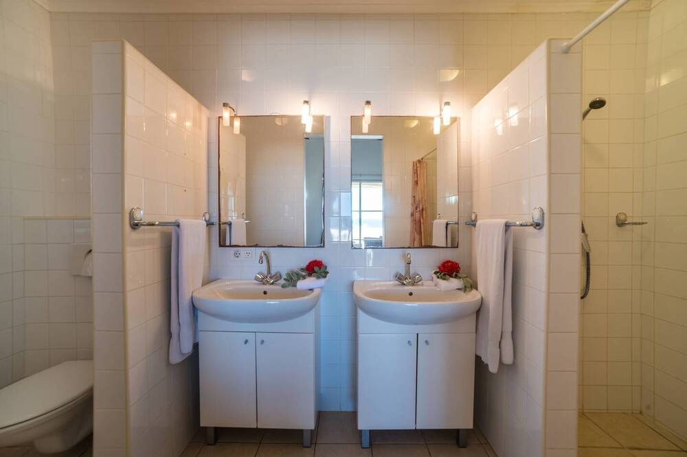Photo of Bathroom in Sint Willibrordus