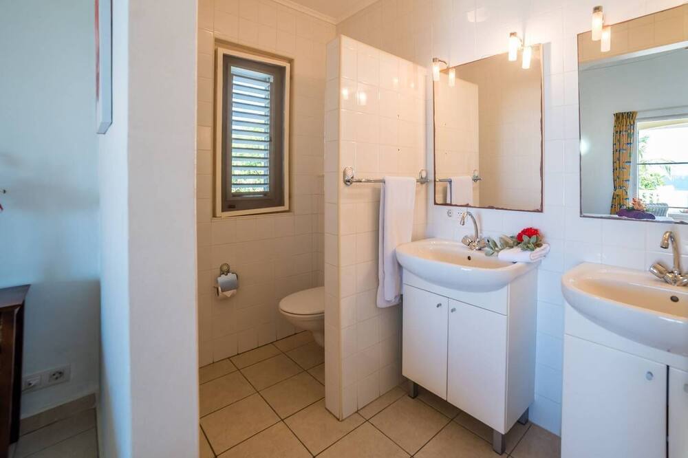 Photo of Bathroom in Sint Willibrordus