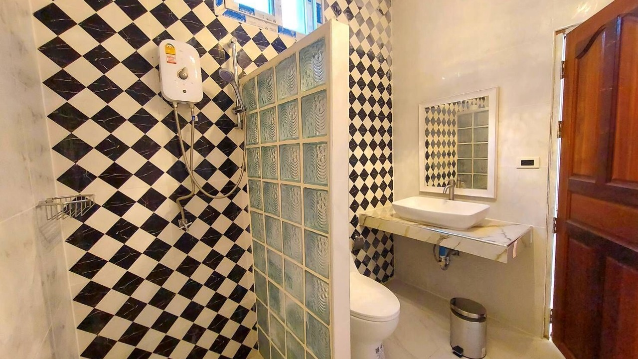 Photo of Bathroom in Wang Katha