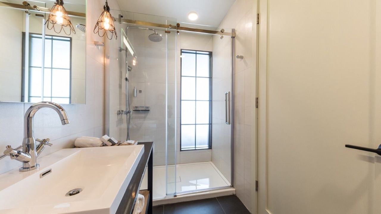 Photo of Bathroom in Orford