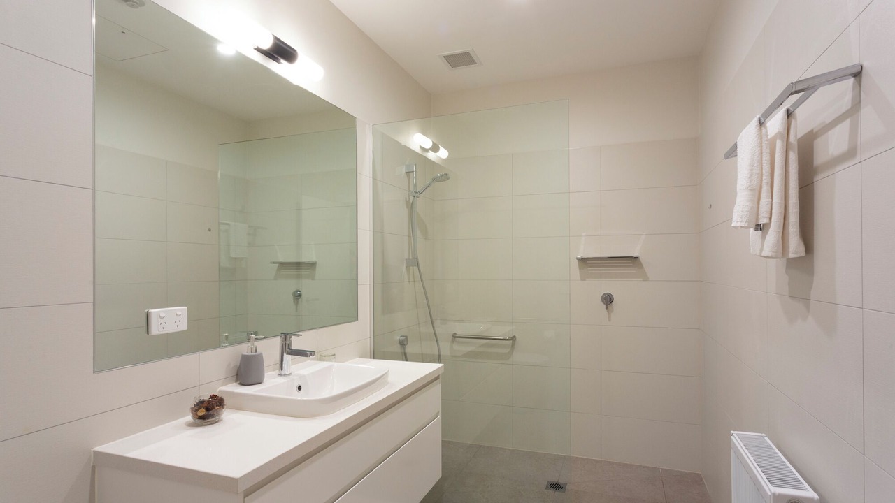 Photo of Bathroom in Williamstown