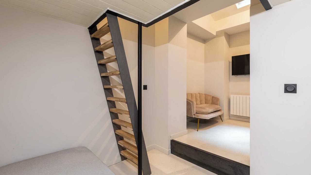 Photo of Bedroom in Carnot - Gailleton