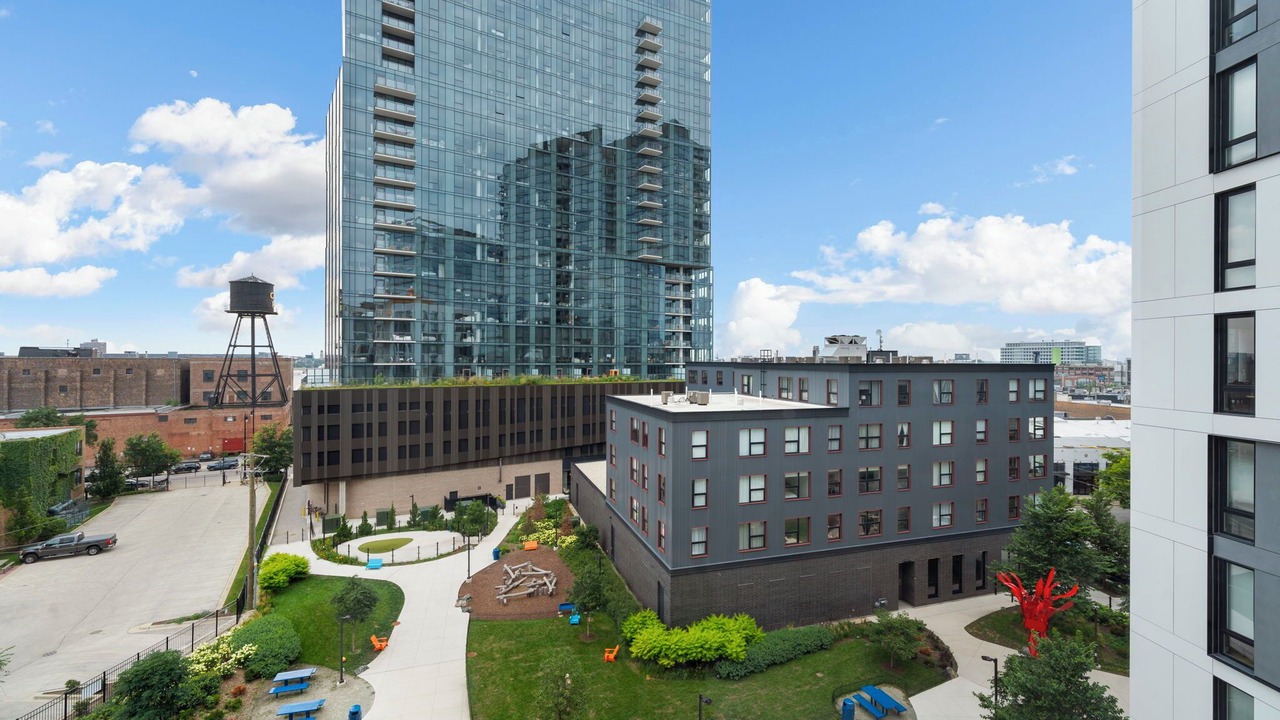 Photo of Others in River North