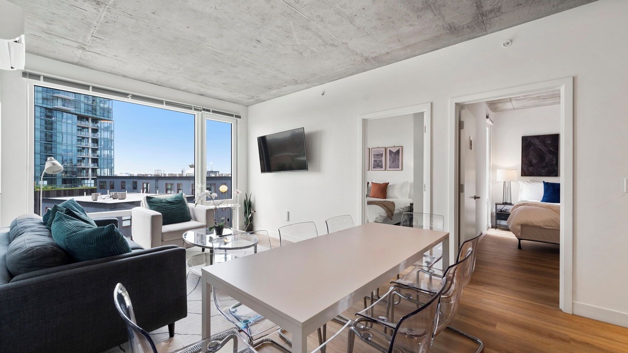 Photo of Bedroom in River North