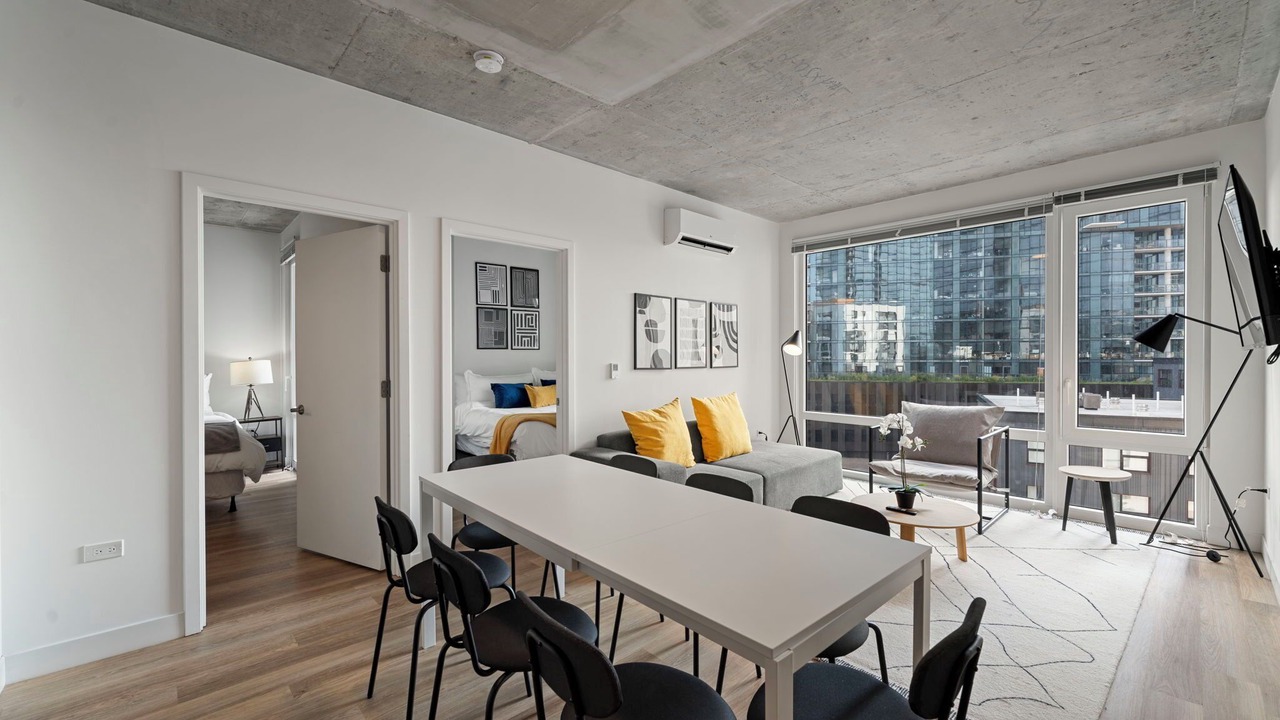 Photo of Bedroom in River North