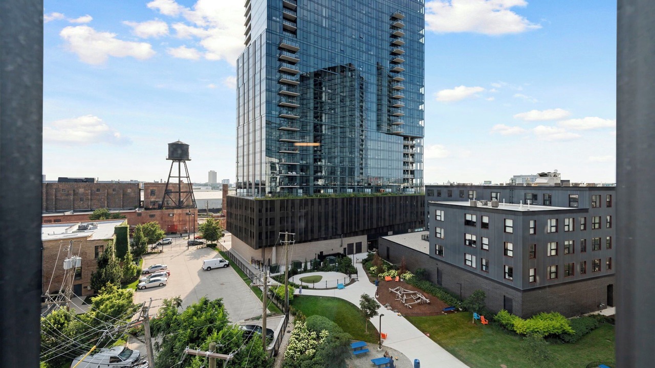 Photo of Others in River North
