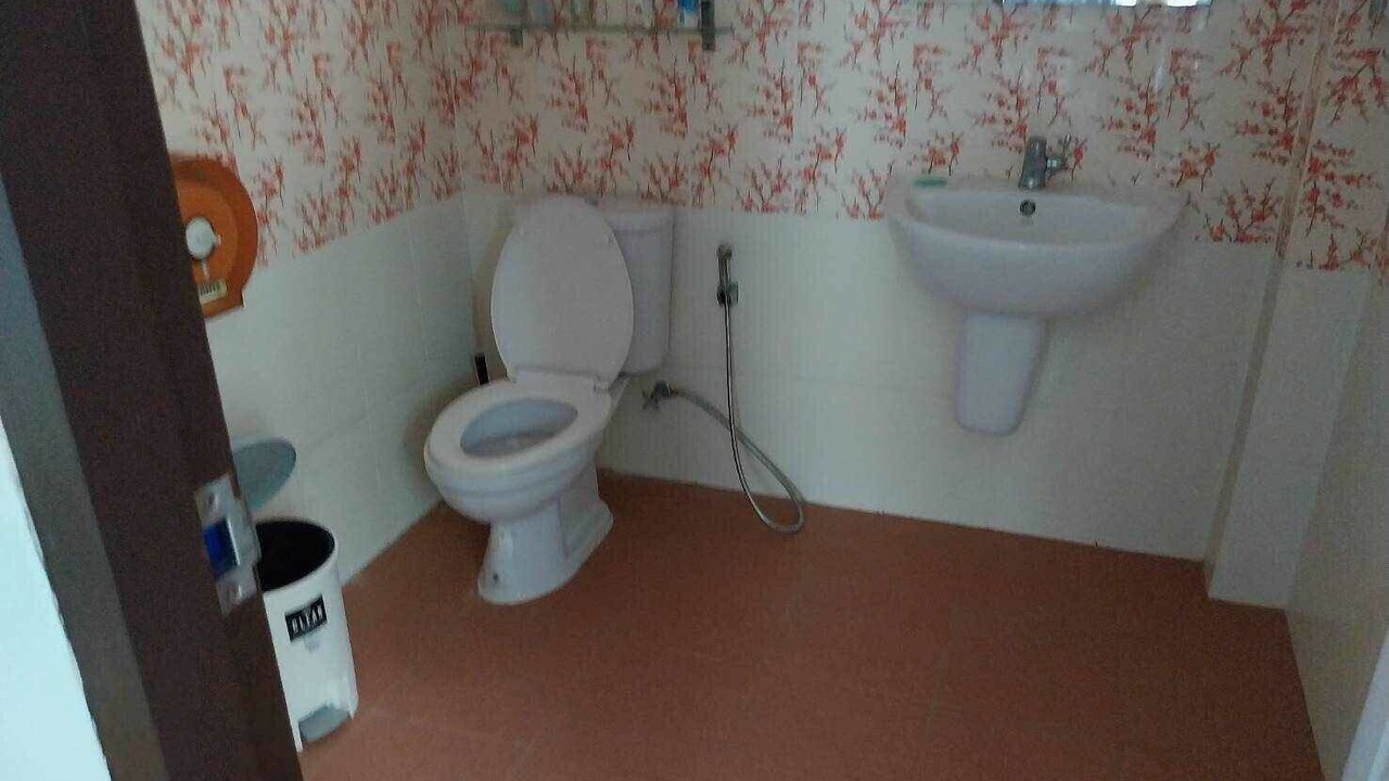 Photo of Bathroom in Khanong Phra