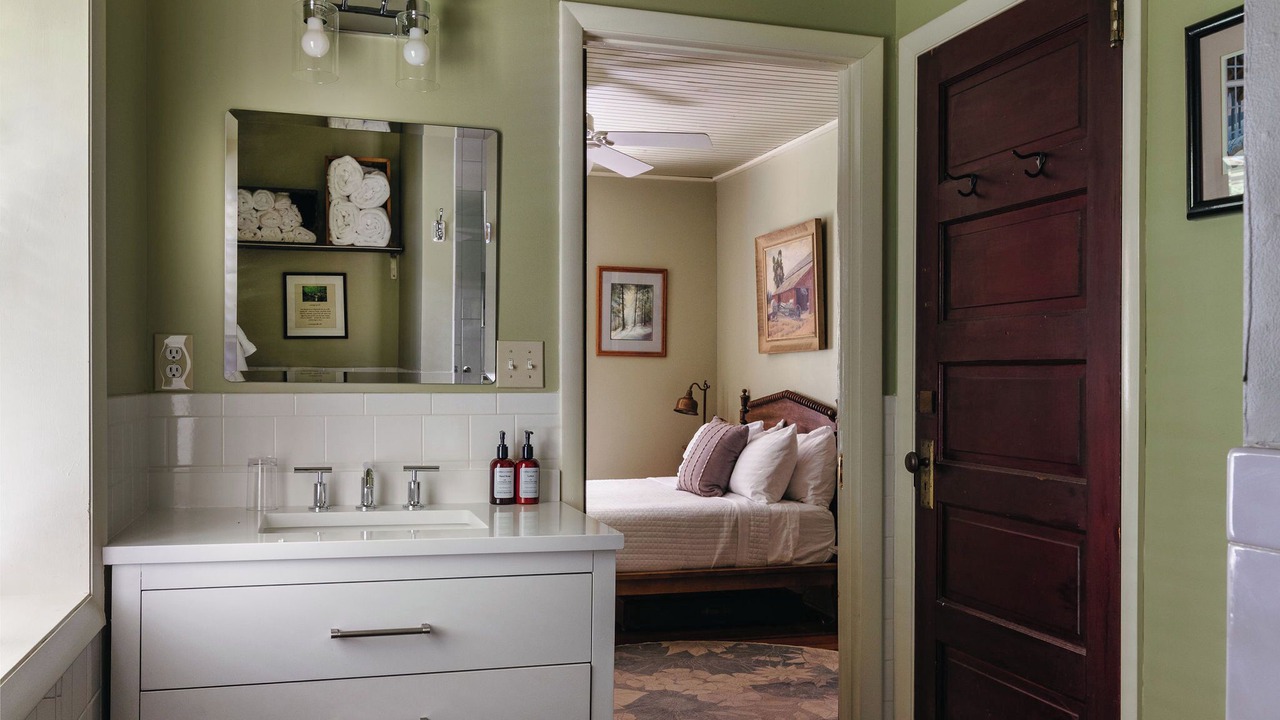 Photo of Bathroom in Livingston Manor