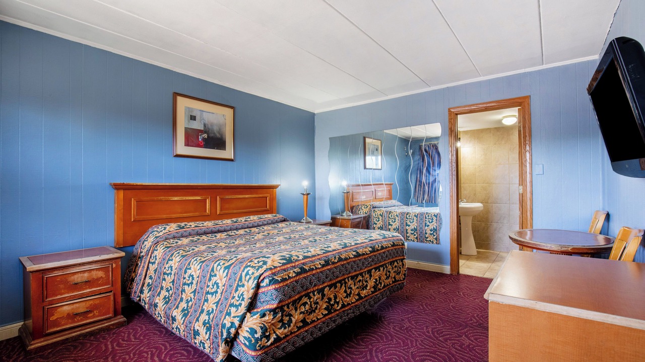 Photo of Bedroom in Chatham
